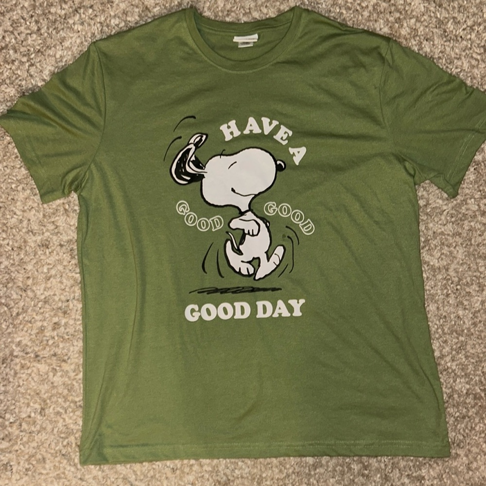 NWT Peanuts Snoopy “Have A Good Day” T-Shirt